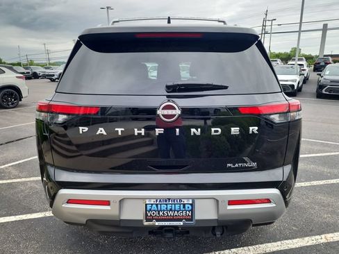 Used 2025 Nissan Pathfinder Platinum w/ Cargo Package FWD image 4