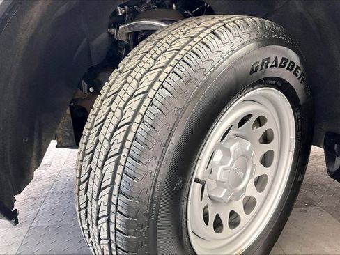 Used 2025 GMC Sierra 1500 Pro w/ Pro Value Package image 31