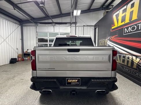 Used 2020 Chevrolet Silverado 1500 LT Trail Boss w/ Safety Package AWD/4WD image 15