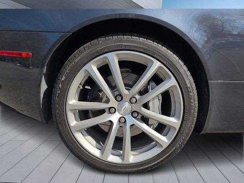 Used 2011 Aston Martin DB9 Volante image 8