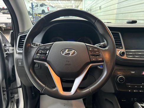 Used 2018 Hyundai Tucson SEL Plus AWD/4WD image 11