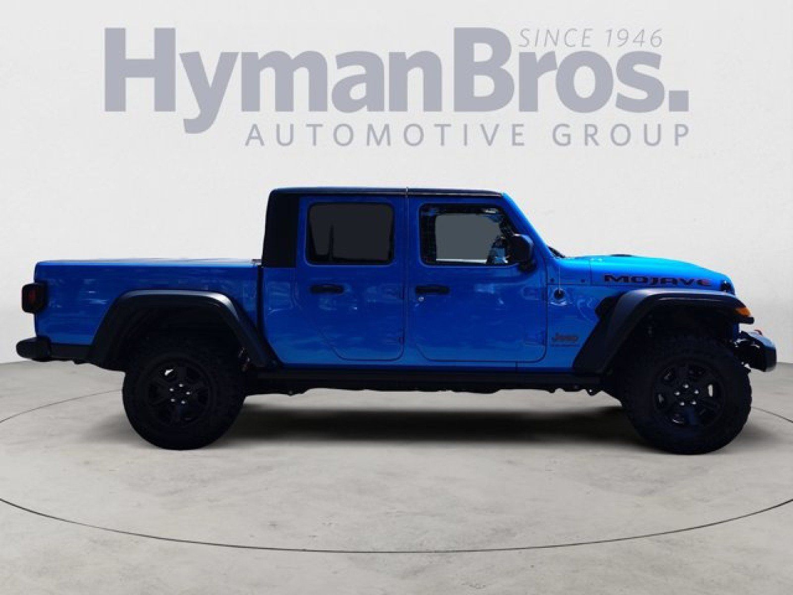 Used 2023 Jeep Gladiator Mojave w/ Cold Weather Group AWD/4WD image 2