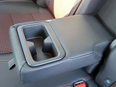Used 2025 Nissan Kicks SR AWD/4WD image 20