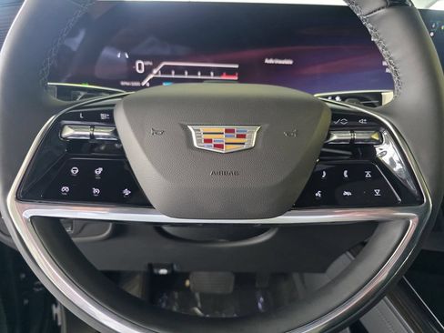 New 2026 Cadillac Escalade ESV Luxury w/ LPO, Radiant Package AWD/4WD image 23