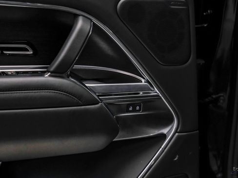 Used 2024 Land Rover Range Rover SE image 81