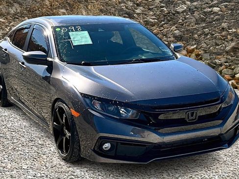 Used 2020 Honda Civic Sport image 9