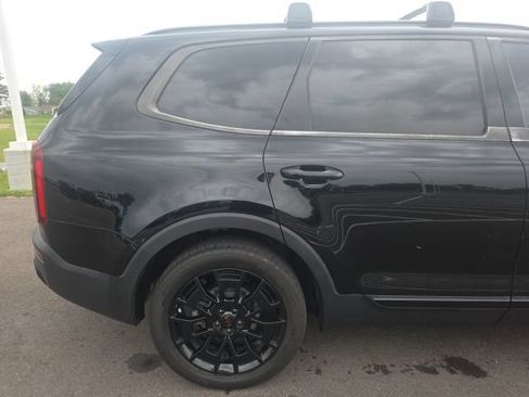 Used 2022 Kia Telluride EX w/ EX Premium Package AWD/4WD image 7