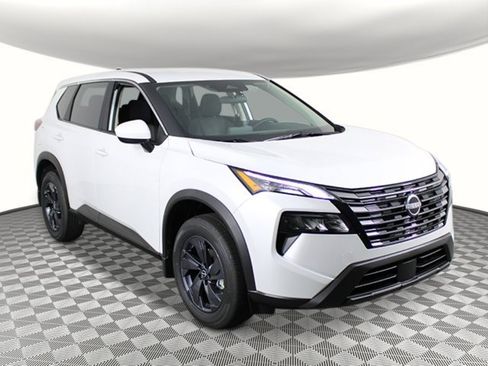 New 2026 Nissan Rogue SV image 7