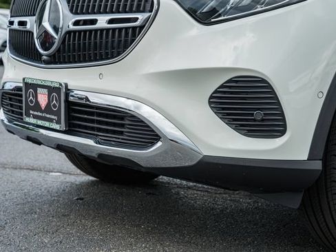 Used 2024 Mercedes-Benz GLC 300 4MATIC image 14
