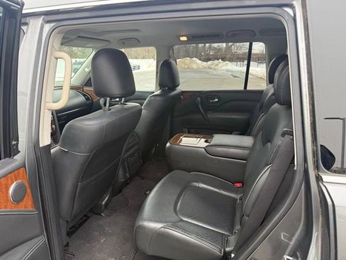 Used 2019 INFINITI QX80 Luxe w/ Proassist Package image 10