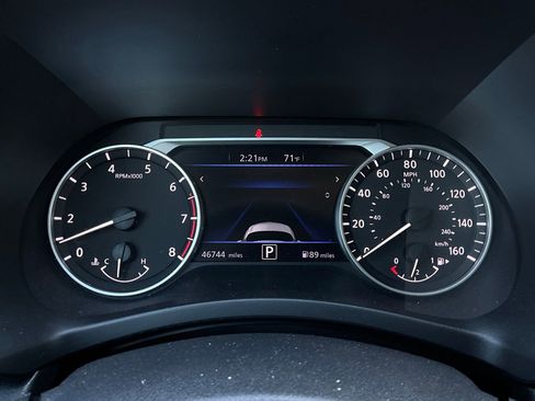 Used 2024 Nissan Sentra SV image 35