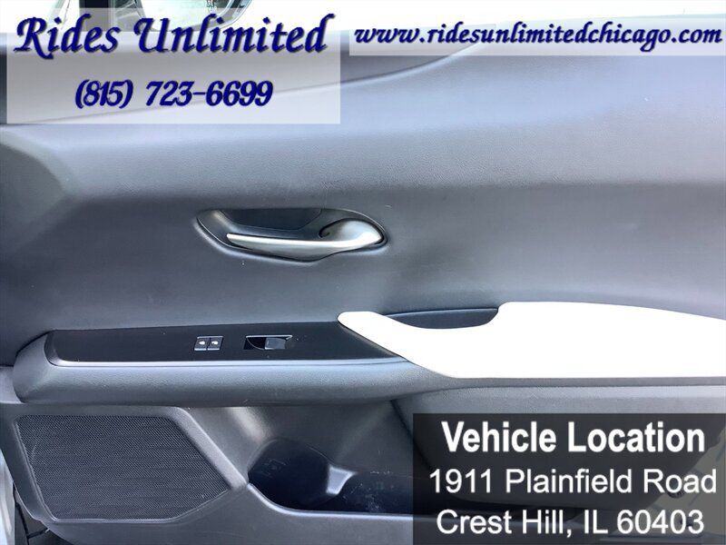 Used 2019 Lexus UX 250h w/ Premium Package AWD/4WD image 32