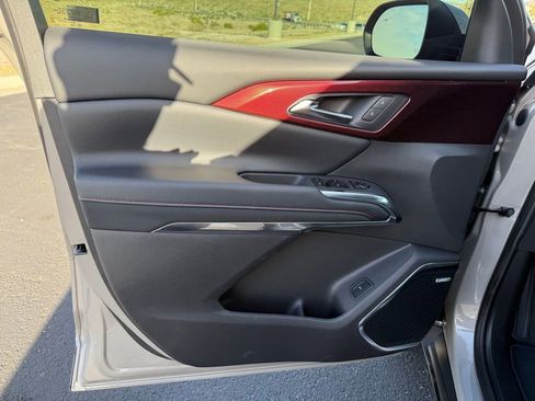 New 2026 Chevrolet Traverse Z71 w/ Enhanced Driving Package image 21