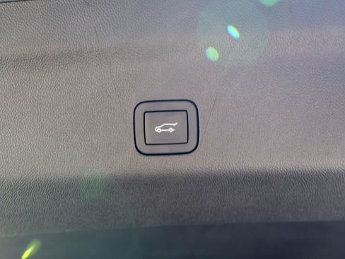 New 2026 GMC Yukon AT4 w/ AT4 Premium Plus Package AWD/4WD image 35