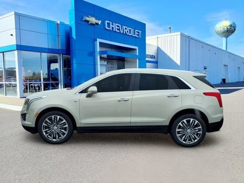 Used 2017 Cadillac XT5 Premium Luxury AWD/4WD image 7