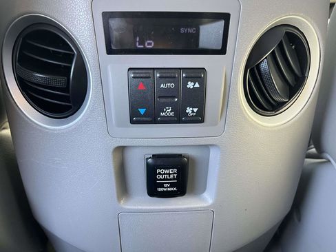 Used 2011 Honda Pilot EX-L image 9