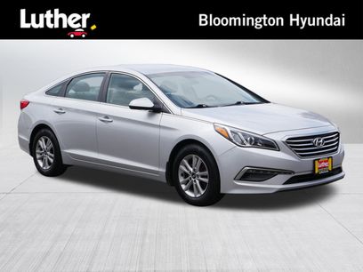 Used 2015 Hyundai Sonata SE w/ Option Group 09