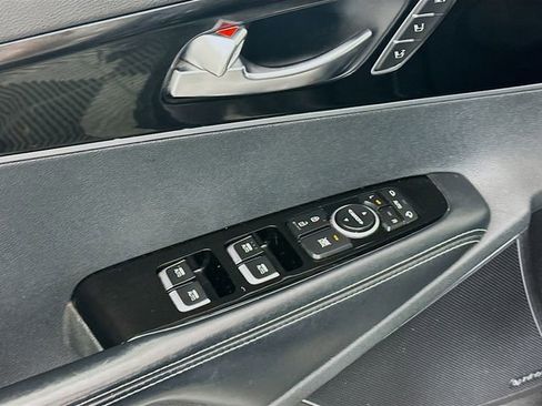 Used 2018 Kia Sorento SX FWD image 18