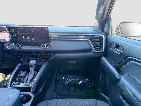 Used 2025 GMC Canyon Elevation w/ Convenience Package image 18