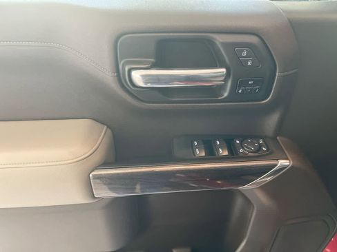 Used 2021 Chevrolet Silverado 1500 LTZ image 13