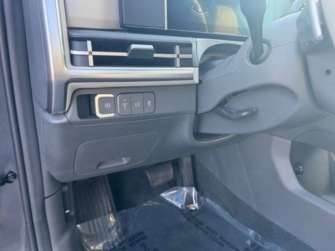 Used 2025 Hyundai Santa Fe SEL image 13