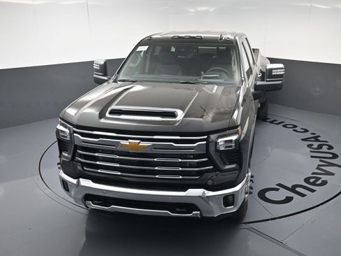 New 2026 Chevrolet Silverado 3500 LTZ w/ LTZ Plus Package image 32