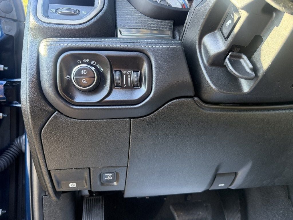 Used 2019 RAM 2500 Limited AWD/4WD image 18