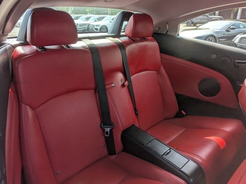 Used 2013 Lexus IS 250C w/ Luxury Pkg image 36