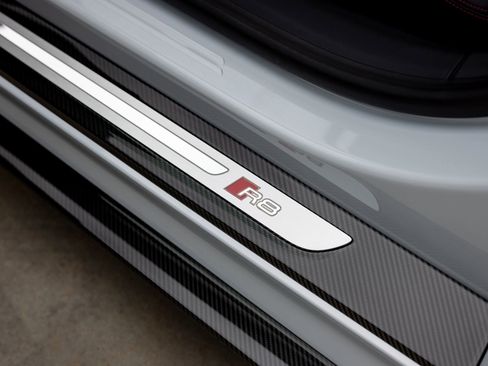 Used 2018 Audi R8 V10 plus AWD/4WD image 18