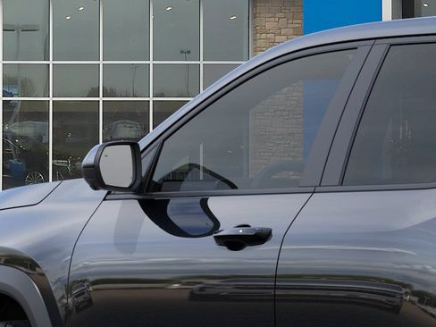 New 2026 Chevrolet Equinox LT FWD image 12