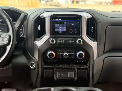 Used 2019 GMC Sierra 1500 Elevation w/ Elevation Value Package AWD/4WD image 32