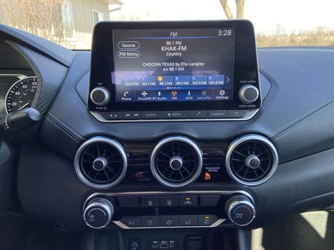 Used 2024 Nissan Sentra SV image 17