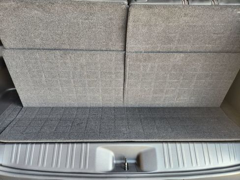 Used 2025 Lexus GX 550 w/ Accessory Package (2T) AWD/4WD image 35