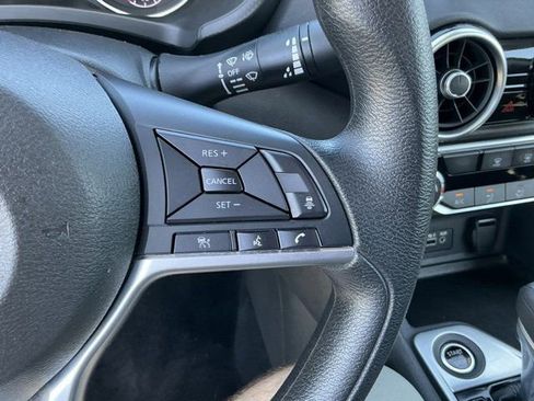 Used 2025 Nissan Sentra SV FWD image 26