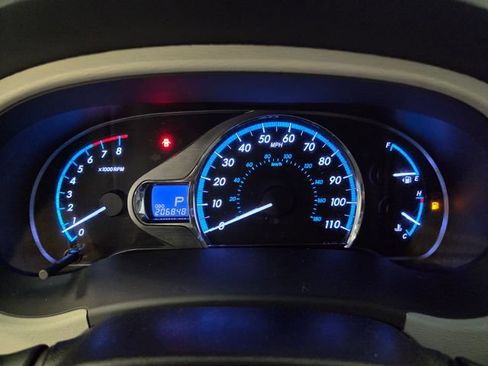 Used 2013 Toyota Sienna XLE w/ Premium Pkg FWD image 27
