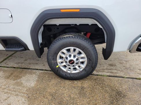 New 2026 GMC Sierra 2500 Pro w/ 1SA Pro Safety Plus Package image 8