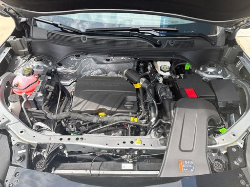 New 2026 Chevrolet Trax ACTIV w/ Sunroof Package FWD image 13