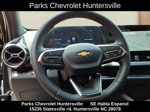 New 2026 Chevrolet Equinox LT FWD image 3