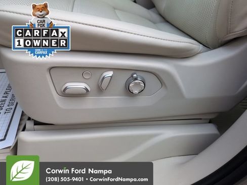 Used 2025 Cadillac Escalade ESV Sport Platinum w/ LPO, Floor Liner Package AWD/4WD image 12
