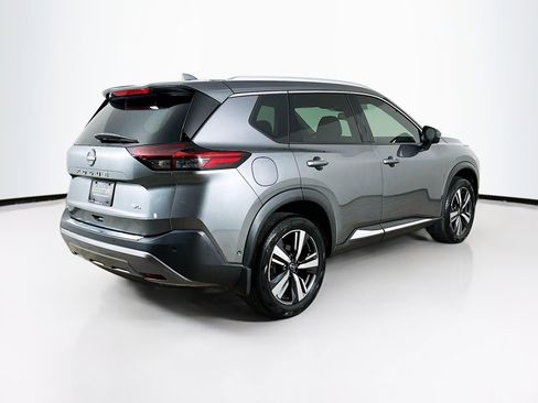 Used 2023 Nissan Rogue SL w/ SL Premium Package image 9