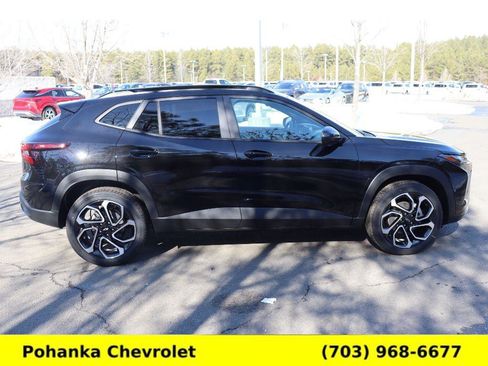 New 2026 Chevrolet Trax RS w/ Sunroof Package image 8