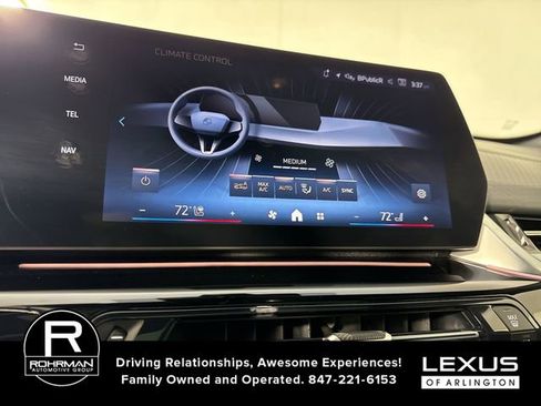 Used 2025 BMW X2 xDrive28i w/ M Sport Package image 10