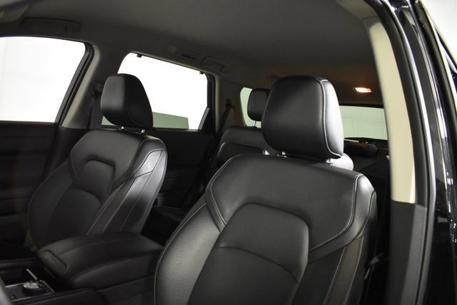 Certified 2025 Nissan Pathfinder SL AWD/4WD image 10