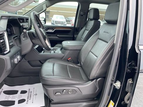 Used 2025 GMC Sierra 3500 Denali w/ Denali Reserve Package image 11