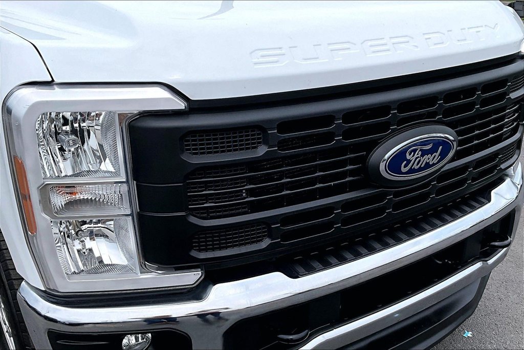 Used 2024 Ford F250 XL w/ FX4 Off-Road Package AWD/4WD image 34