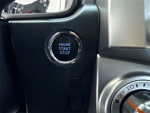 Used 2020 Toyota 4Runner SR5 Premium image 24
