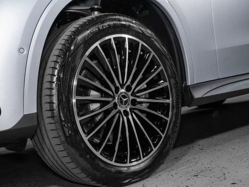 New 2026 Mercedes-Benz GLC 300 4MATIC image 28