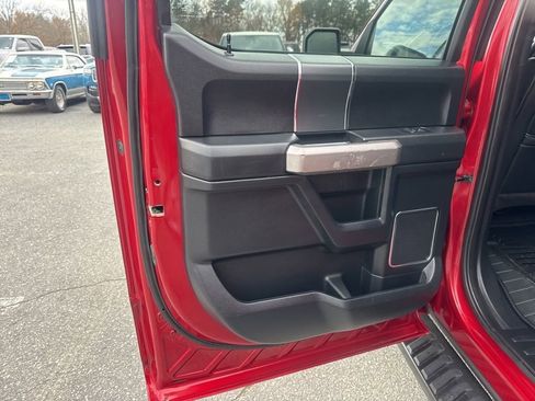 Used 2019 Ford F150 Lariat image 30