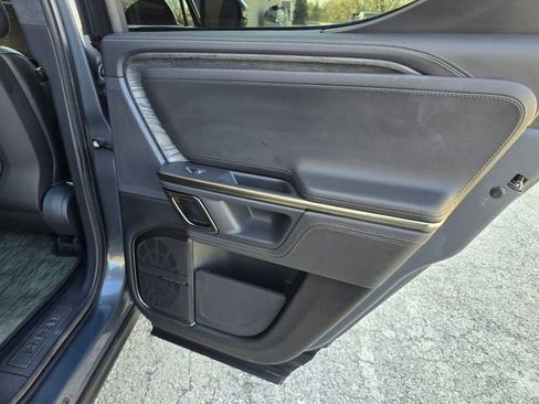 Used 2022 Rivian R1T Launch Edition image 35