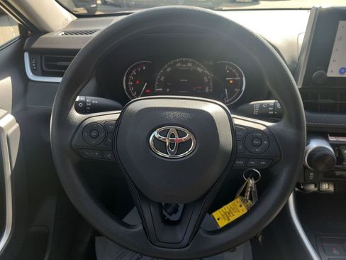Certified 2025 Toyota RAV4 LE image 23